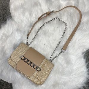 STRAW CROSSBODY